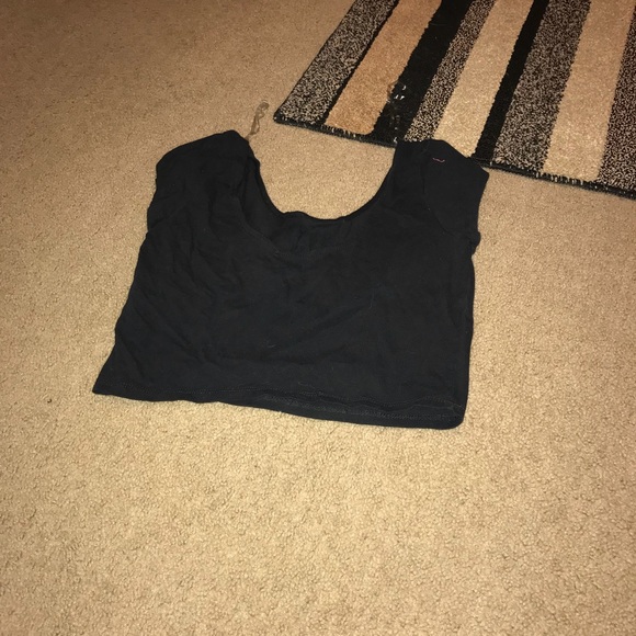 Tops - Picture 3 of 8